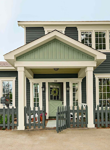 PAINT BOSS. SE Wisconsin. Interior and Exterior Residential and Business Painting & Wood Finisher - Thumbnail