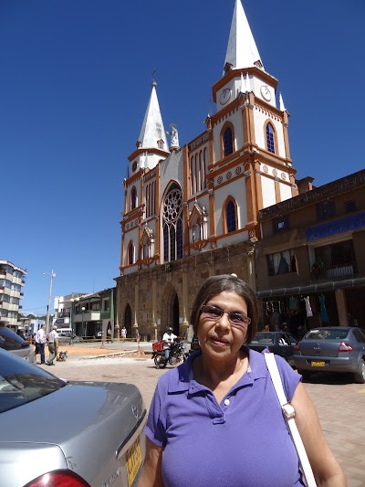 Photos of Iglesia de Moniquir&aacute;