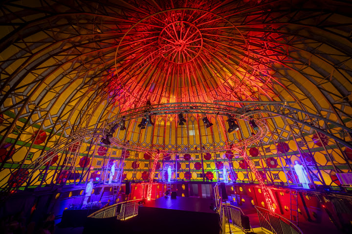 Yenidze · Theater by null