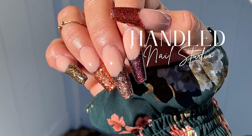 Handled Nail Studio - Visual