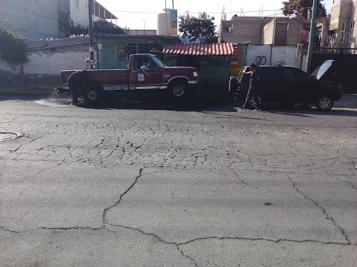Servicio y cambios de aceite STRADA