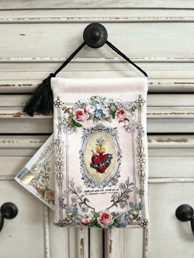 Holly's Hobbies Gallery - United States