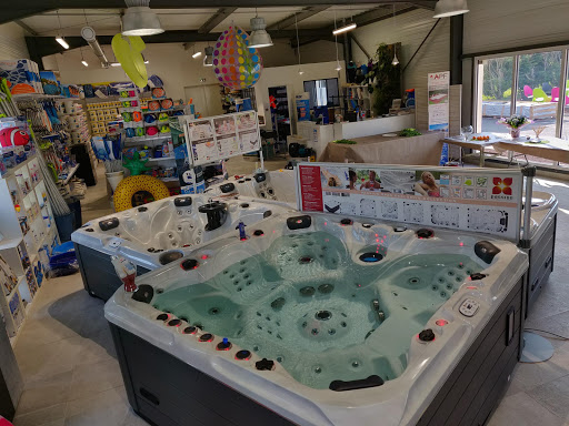 Photo de Piscine EG 41 à Genillé (37460)