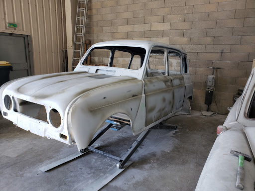 GARAGE PREMIER - CARROSSERIE VINTAGE LVM Gallery - France