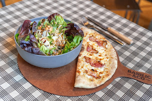 Photo n°4 de Basilic & Co - pizzas de terroirs - Valence à Valence (Pizzas à emporter)