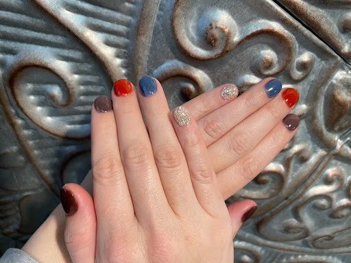 Atmospheres Salon - Thumbnail