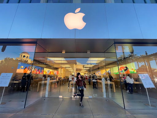 Apple Town Square - Visual