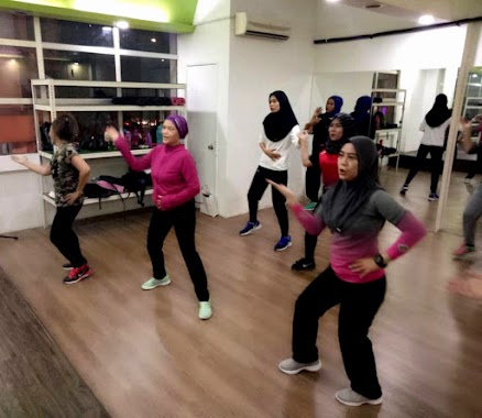 Dance2Fit Studio, Author: Natasyah Adnan