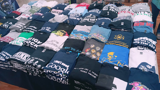 Crazy Tees - Visual
