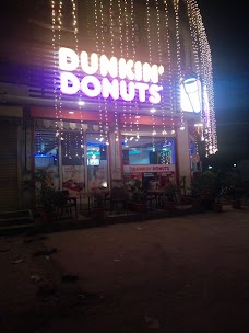 Dunkin’ Donuts multan Gulgasht Avenue