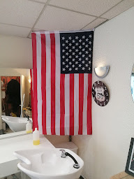 Photo n°25 de Style et tendance à Toulouse (Salon de coiffure)