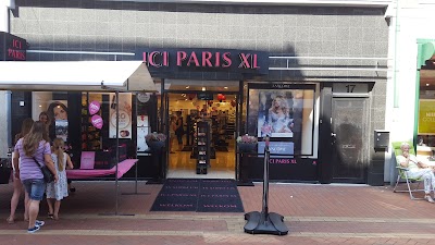 Photos of ICI PARIS XL