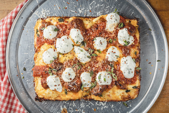 Gold Tooth Tony's by null