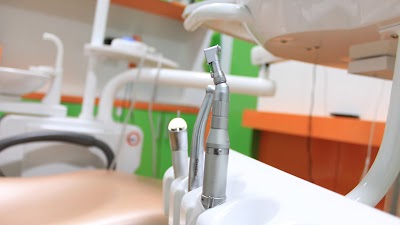 Dentist