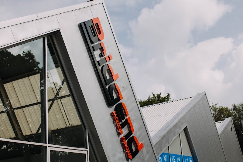 Bridgend Motor Group Kilwinning Autoplex photo 2