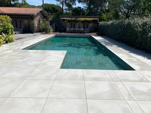 Photo de Oceobois - Création & Entretien Piscine - Aménagements Bois - Cap-Ferret, Bassin d'Arcachon à Andernos-les-Bains (33510)