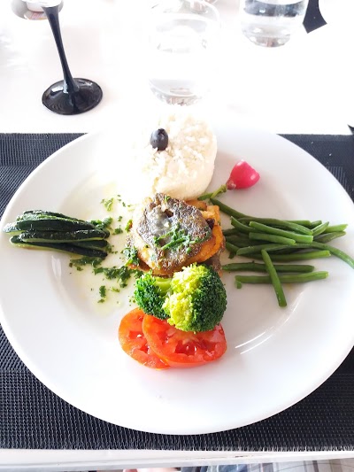 Photos of La Voile Blanche Restaurant