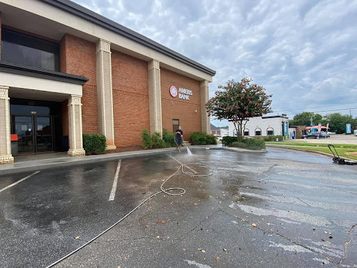 Southern Works Pressure Washing LLC