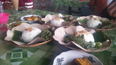 Photos of Rumah Makan Lesehan Nuansa Hijau