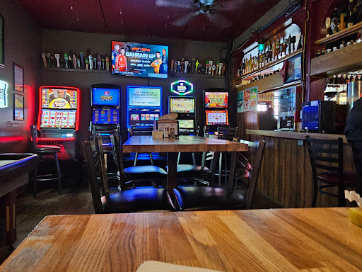 Beachcomber Pub - Thumbnail