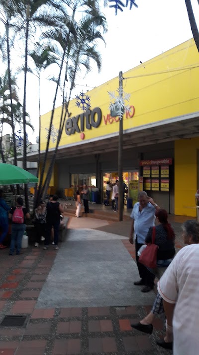 Photos of &Eacute;xito Envigado Centro