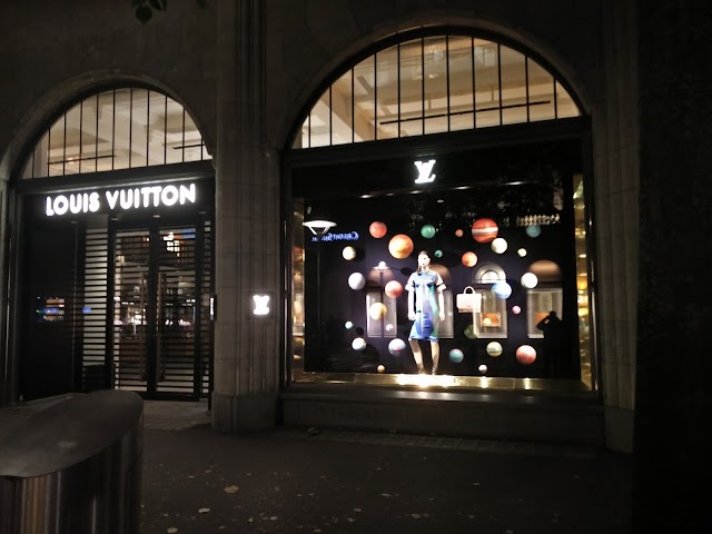 17.03.2020 Zürich , SCHWEIZ , Louis Vuitton Filiale an der Bahnhofstrasse  Zürich *** 17 03 2020 Zu