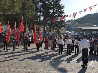 Şaphane Cumhuriyet Meydanı