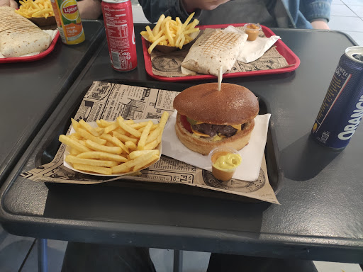 Photo 3 - PBG - Pizza Burger Grill