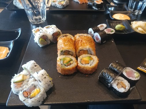 Sushi Moto, Author: David H