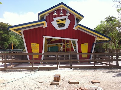 Petting Barn - Fort Worth Zoo