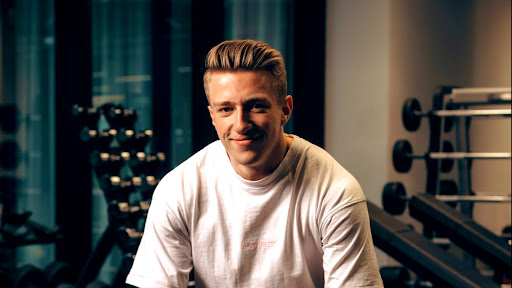 Dominik Drózd • Trener Personalny • Trening siłowy • Warszawa
