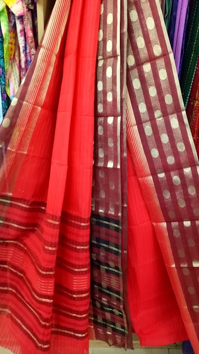 Photos of Alna Fashion