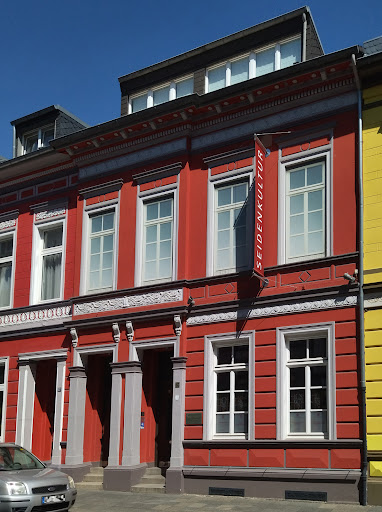 Haus der Seidenkultur