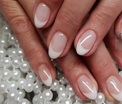 Pia´s Nail-Art - Nagelstudio in Arnstadt