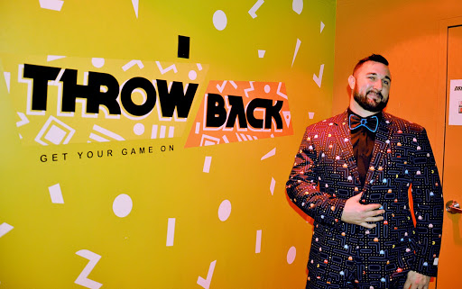 Throwback KC - Visual