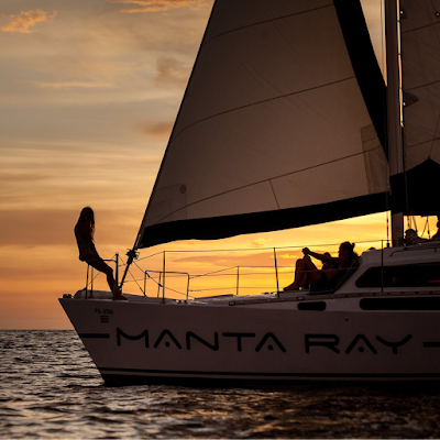 Photos of Manta Ray Sailing
