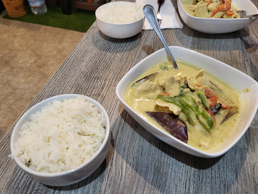 Ploy Thai Bistro - Visual