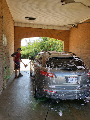 Hurricane Bay Car Wash - Thumbnail