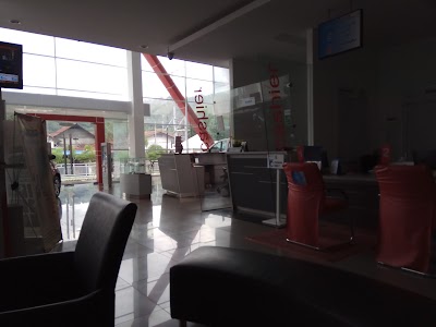 Photos of DAIHATSU ENTROP JAYAPURA