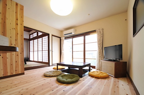 Come on UP Chisato Senriyama Sharehouse - カモンアップ千里山シェアハウス