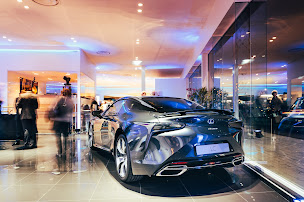 Photo n°9 de Lexus Lille Team Toy à Villeneuve-d'Ascq (Vendeur de voitures d'occasion)