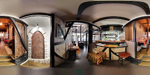 Photo n°11 de Le Village à Paris (Restaurant de plats à emporter)