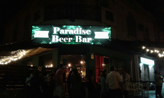 Paradise Beer Bar, Author: Natalia de León