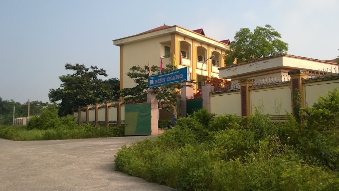 Trường THCS Biên Giang