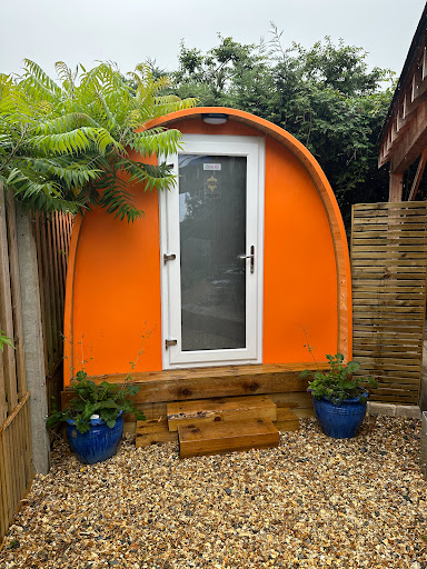 Yoo Spray Tanning - By Anoushka