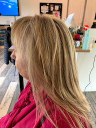 Photo n°18 de Sam hair coiff à Cocumont (Salon de coiffure)