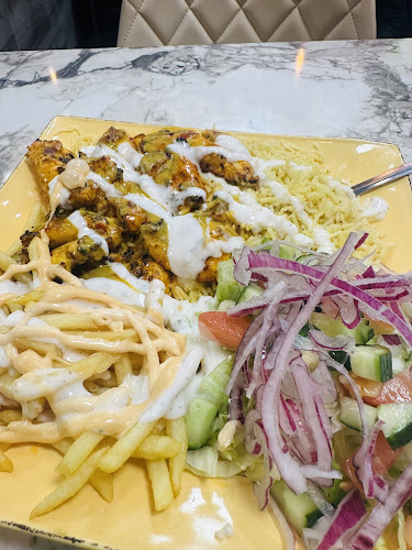 Comments and reviews of Maeme's Watford