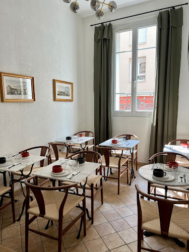 Comentarii opinii despre Hôtel Des Beaux-Arts