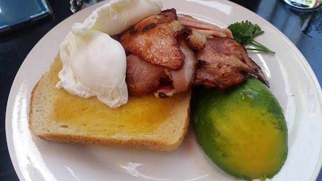 Whileaway BookShop & Cafe