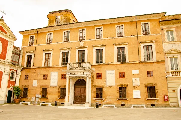 Ex Municipio
